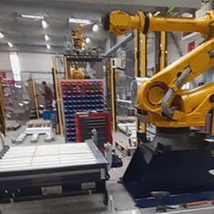 Hazardous products are handled by robots