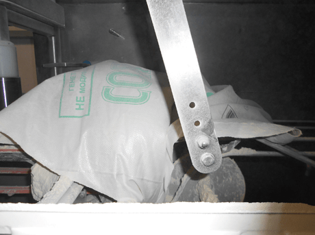 automatic sack opening conveyor